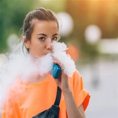 क्या ई-सिगरेट से निकलने वाला धुआं हानिकारक है?